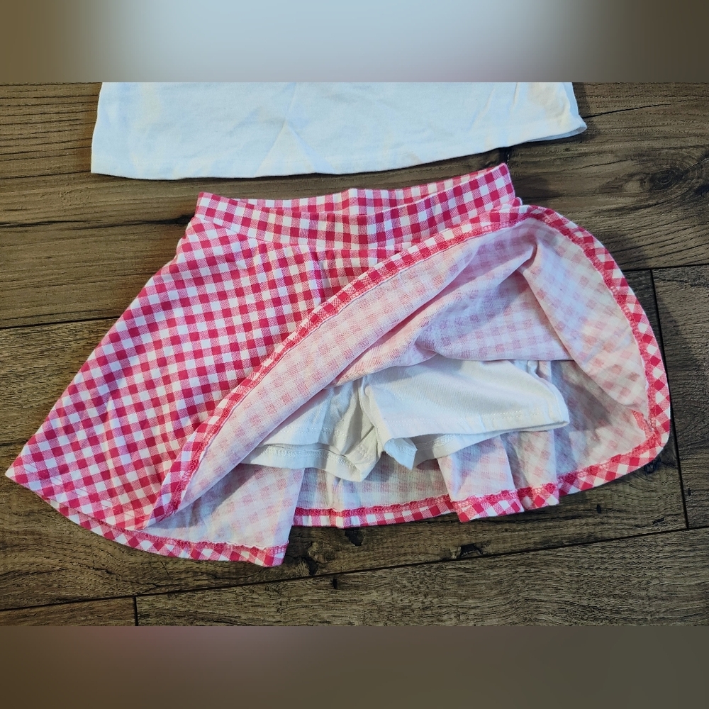 Place White Tee with Pink Gingham Trim - Picture 4 of 10